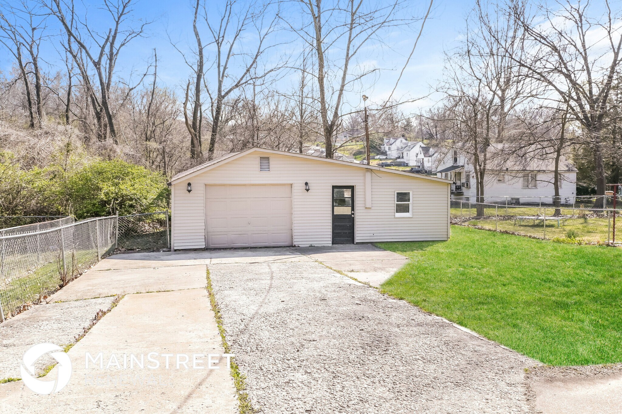 Building Photo - 9150 Wood Ave