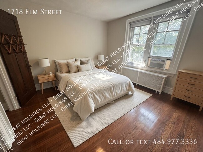 Building Photo - 1718 Elm St