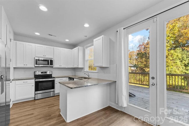 Building Photo - Earn Wealth While Leasing - Like a Homeowner - Lease to Own