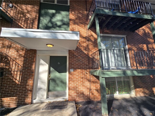 Building Photo - 1101 Teall Ave
