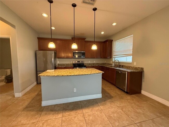 Building Photo - 2274 Geneva Dr