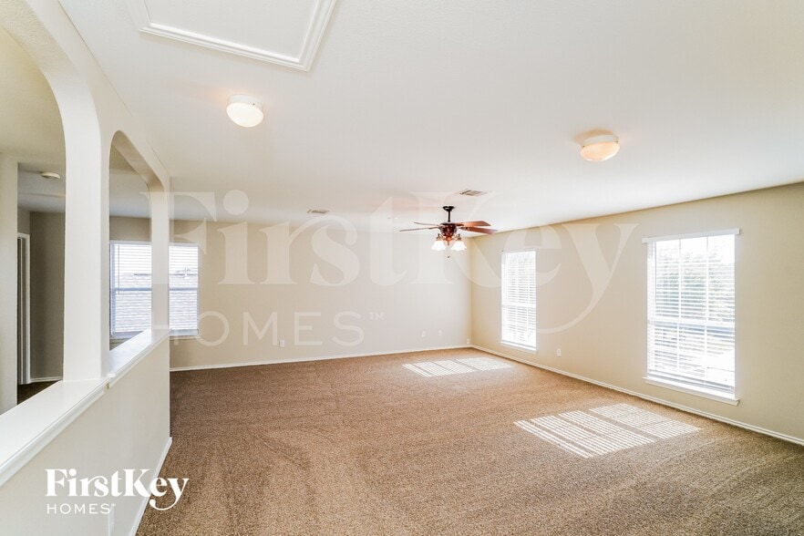 Building Photo - 9538 Shetland Ct