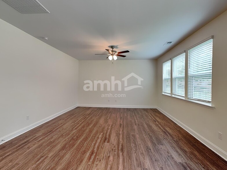 Building Photo - 116 Ashton Dr