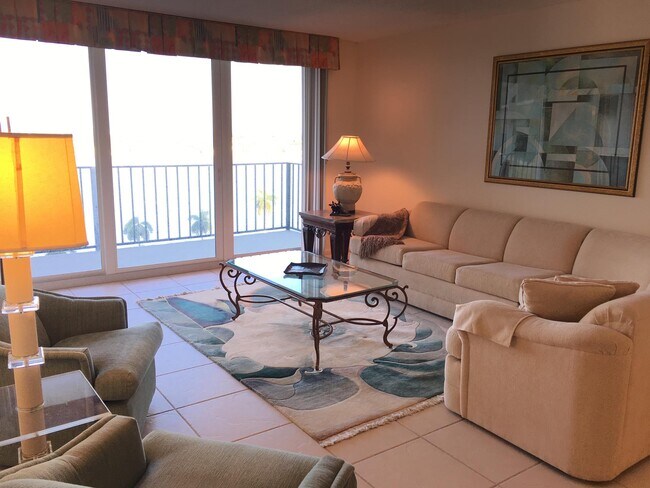 Building Photo - 1701 S Flagler Dr