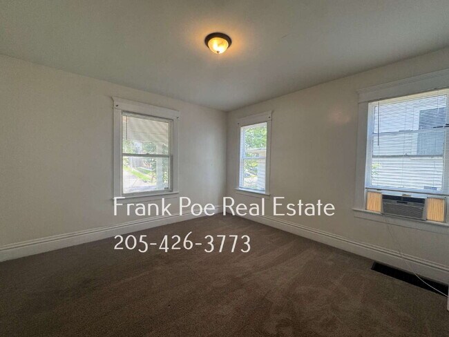 Building Photo - Charming Duplex Apartment in Birmingham