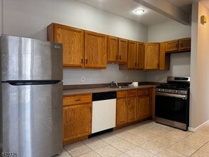 Building Photo - 109 Irene St