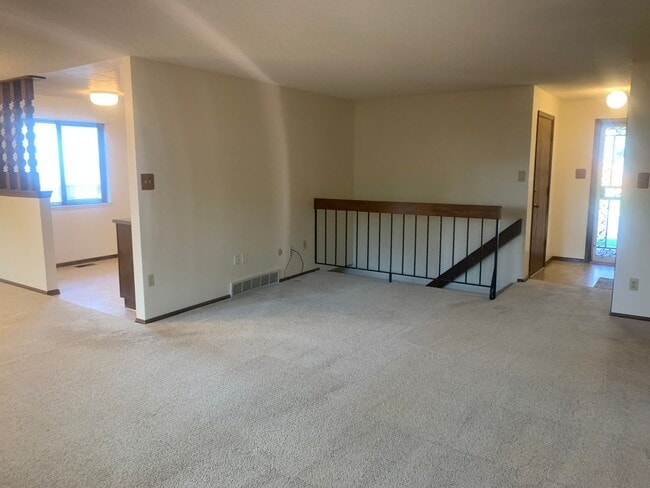 Building Photo - 13884 W 68th Dr