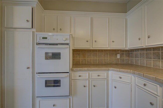 Building Photo - 2518 NW 62nd St