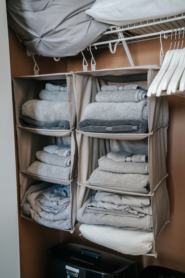 Building Photo - 1251 Congress St