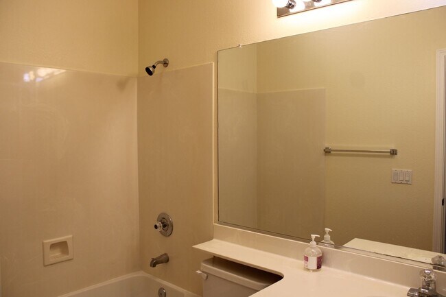 Building Photo - 1299 Hartley Way