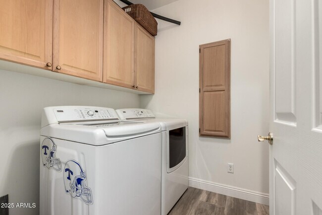 Building Photo - 13296 E Appaloosa Pl