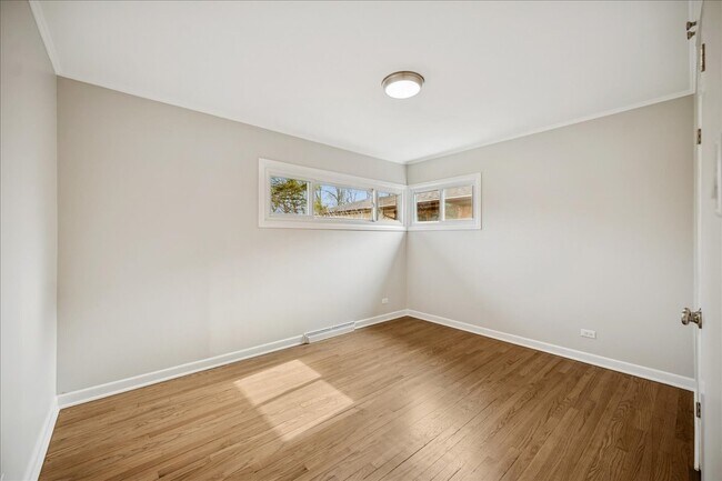 Building Photo - 1001 Longaker Rd