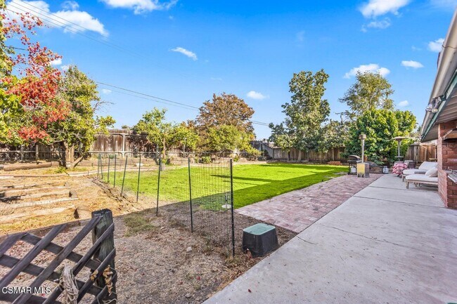 Building Photo - 1217 Coventry Dr