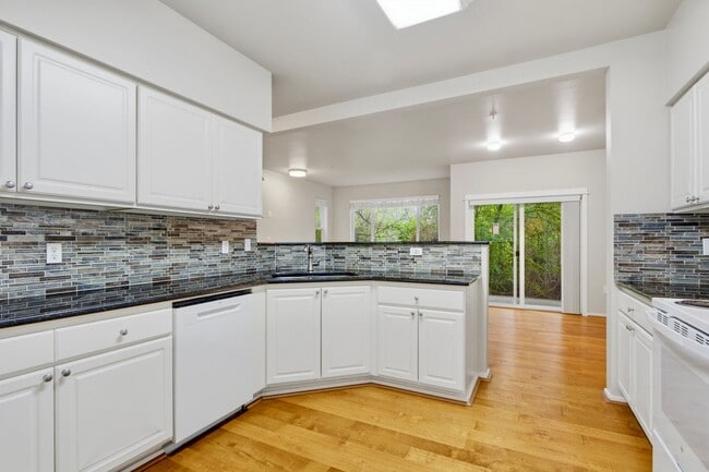 Building Photo - 2009 196th St SE