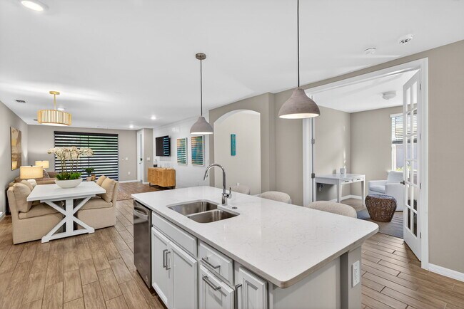 Building Photo - 14567 Edgewater Cir