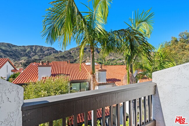 Building Photo - 1548 Michael Ln