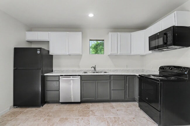 Building Photo - 1 bedroom for rent
