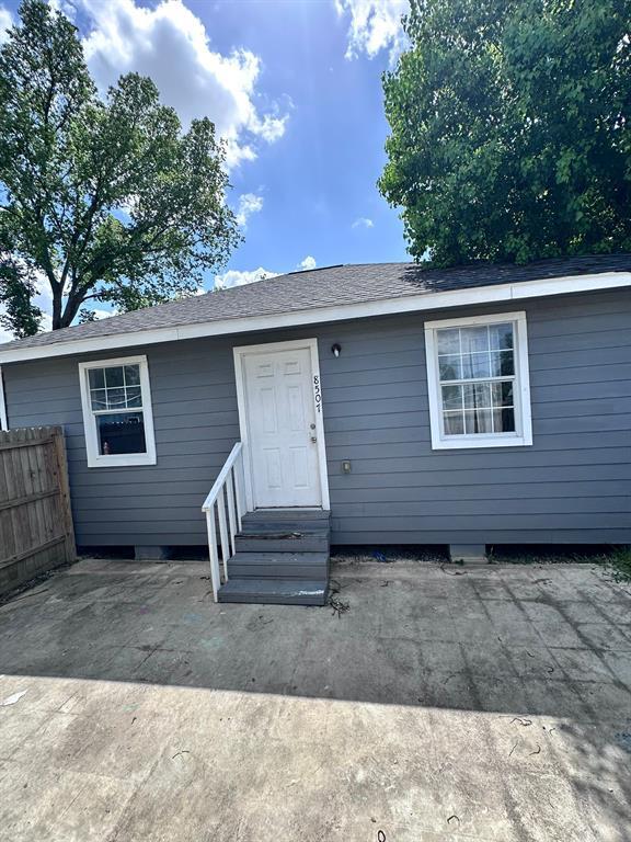 Building Photo - 8507 Lockwood Dr
