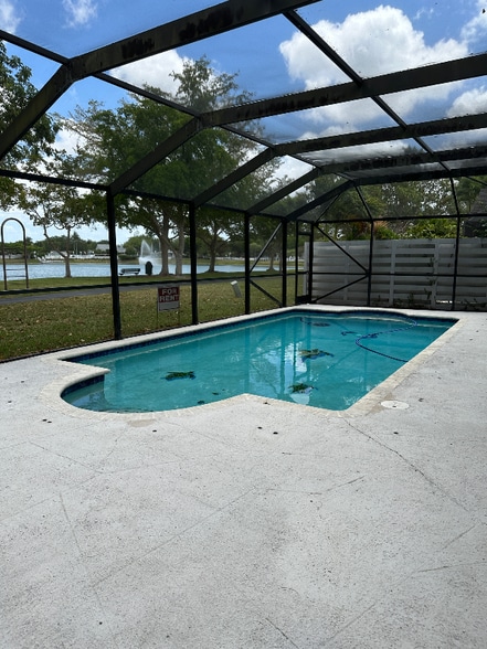 Building Photo - 14481-Sw146 SW 146th Pl