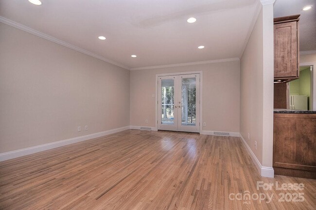 Building Photo - 3800 Champaign St