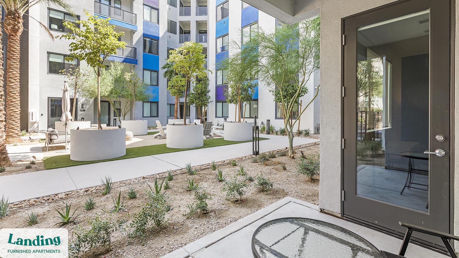 Building Photo - 9235 W Russell Rd