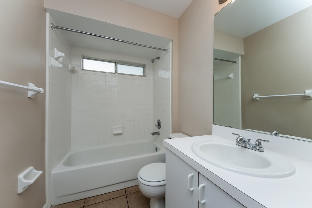 Building Photo - 3100 Orchard Pl