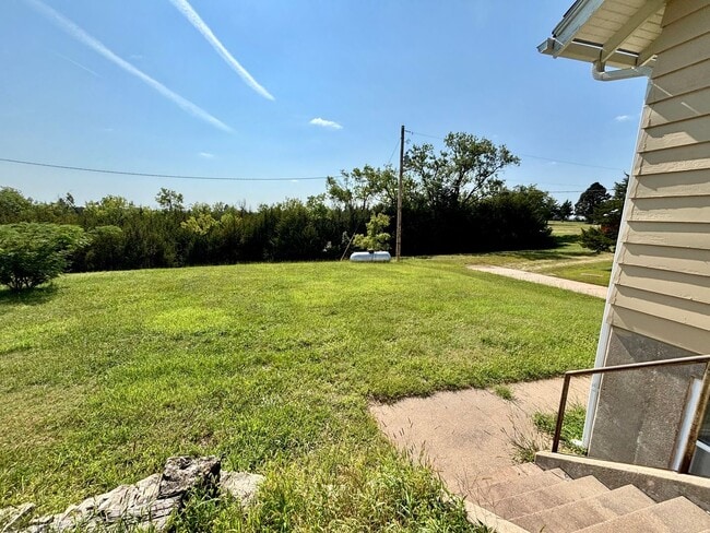 Building Photo - Italian Estates Property Management