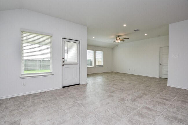 Building Photo - 7519 Fierce Friesian Ln