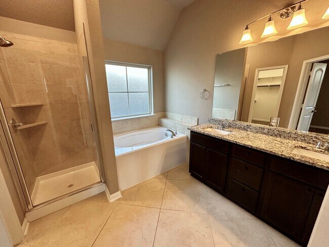 Building Photo - 2709 Keathley Dr