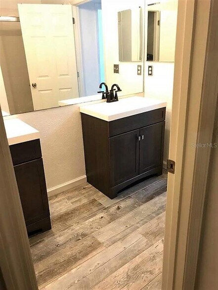 Building Photo - 2903 Grafton Dr