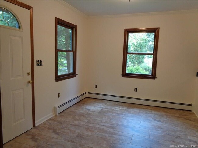 Building Photo - 44 Flat Rock Rd