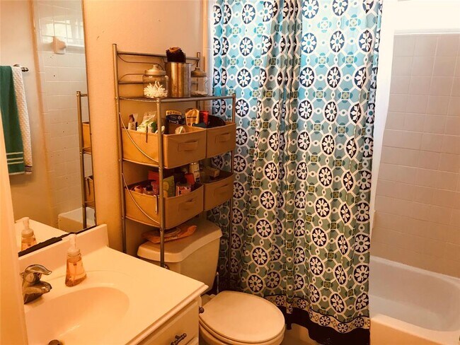 Building Photo - 2418 Slate Ridge Ln