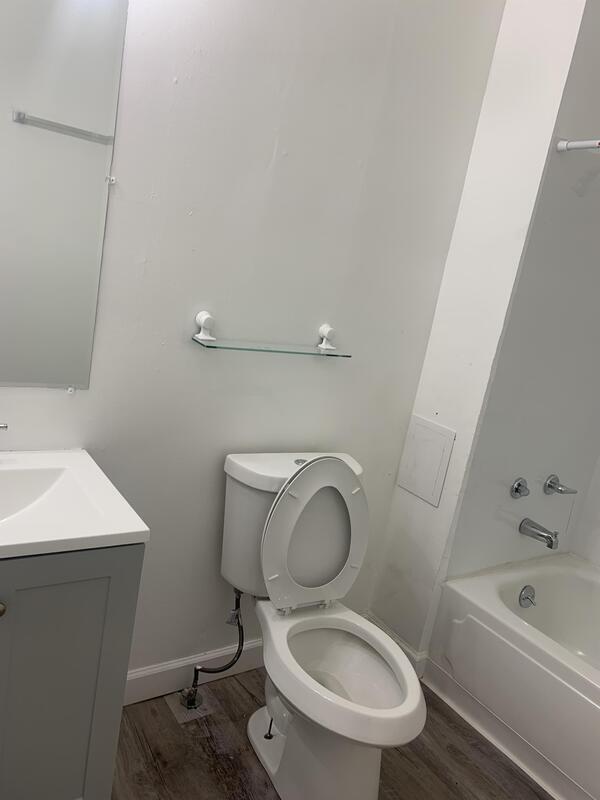 Building Photo - 4002 Robert Ave