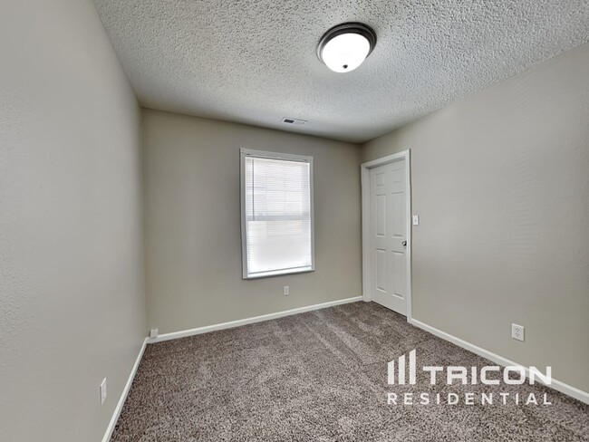 Building Photo - 5103 Sandy Forge Dr