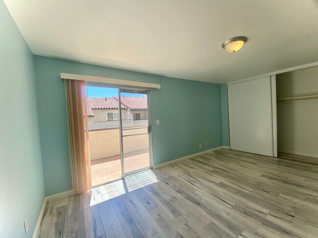 Building Photo - Charming 2-Bedroom Townhouse in Fremont - ...