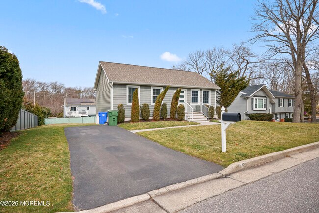 Building Photo - 5 Cortland Rd