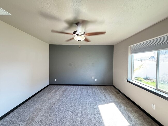 Building Photo - Rathdrum Rancher