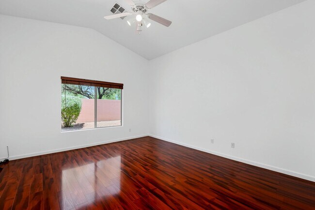 Building Photo - Well maintained 3 bedroom home in Cave Creek AZ - Available Today!
