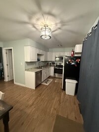 Building Photo - 1600 Avenue E