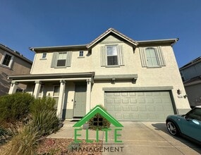 Building Photo - Beautiful 3-Bedroom Home in Desirable Nort...
