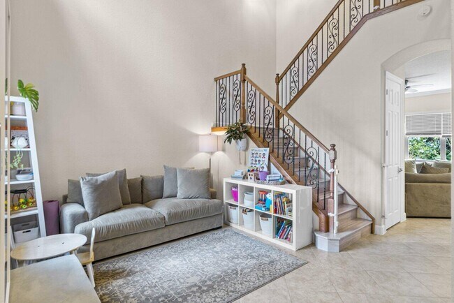 Building Photo - 4707 Cadiz Cir