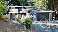 Building Photo - Charming 3-bedroom single-family home with...