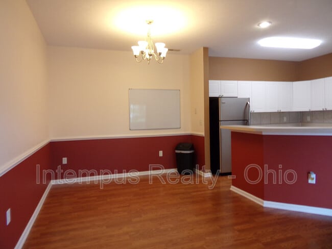 Building Photo - 8057 Crane's Crossing Dr