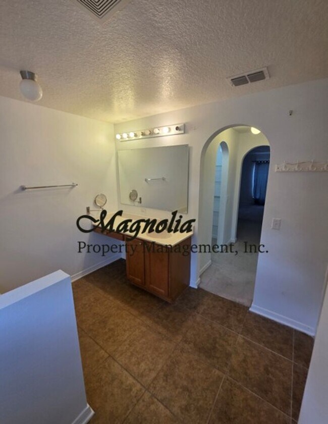 Building Photo - 1629 Pickard Cir