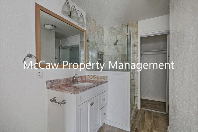 Building Photo - 1414 White Way