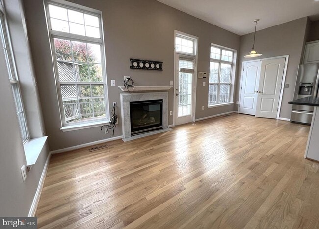 Building Photo - 13611 Acorn Hunt Pl