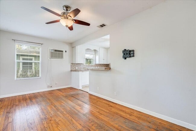 Building Photo - 4603 Jinx Ave