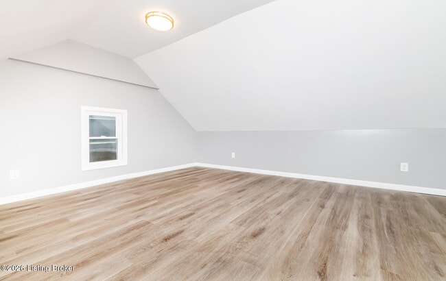 Building Photo - 204 W Warfield St