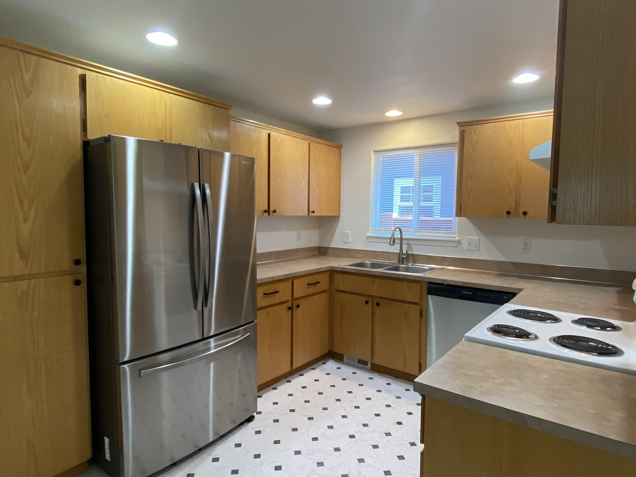 Updated Kitchen - 12733 SE 23rd Avenue