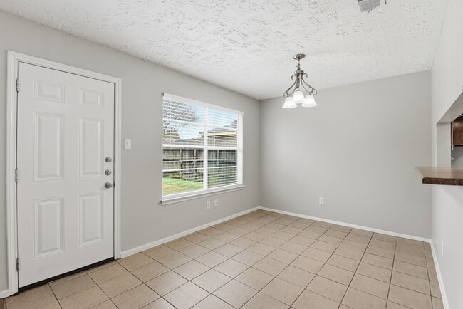 Building Photo - 20014 Bishops Gate Ln